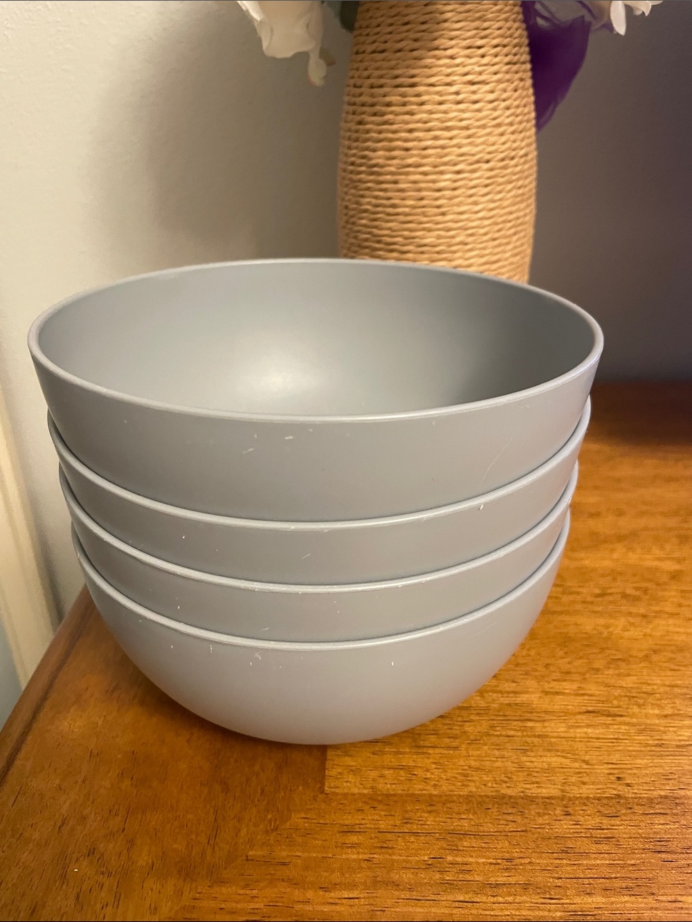 Set of 4 MAINSTAYS Gray Large Bowls Holds Up To Four Cups Each Great Shape